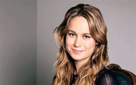 brie larson wallpapers images  pictures backgrounds