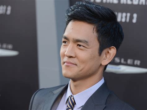 John Cho Confirms That Sulu Is Gay And Married In Star Trek Beyond