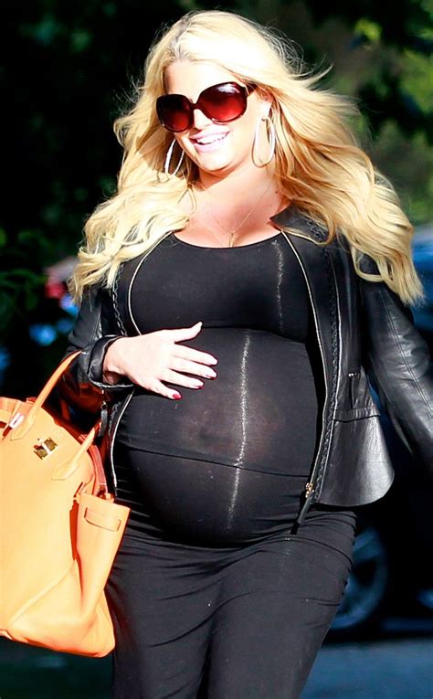 Jessica Simpson From Celebrities Surprise Pregnancies E News