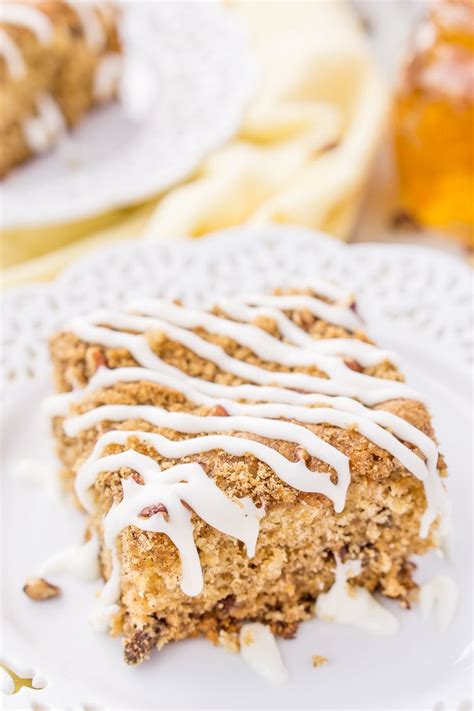 fashioned apple cake    warm spices  apple jelly   apple cake
