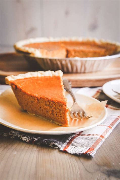 easy  ingredient pumpkin pie recipe sweetphi