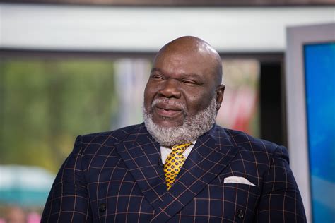 td jakes daughter sarah reportedly bought   million mansion   glimpse    home