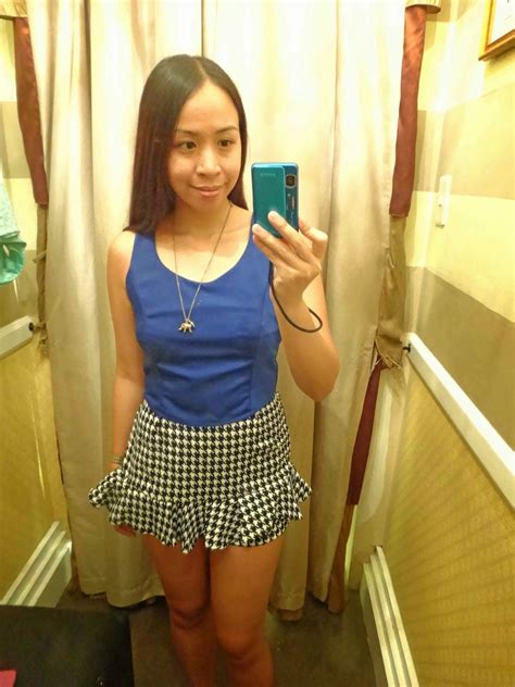 cupkaye dressing room selfie 8