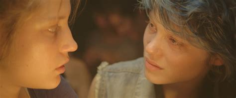 blue is the warmest color movie review 2013 roger ebert
