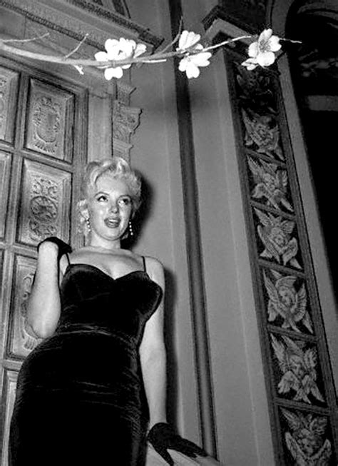 Marilyn Monroe’s Strap Snaps Again On Film The New York Times