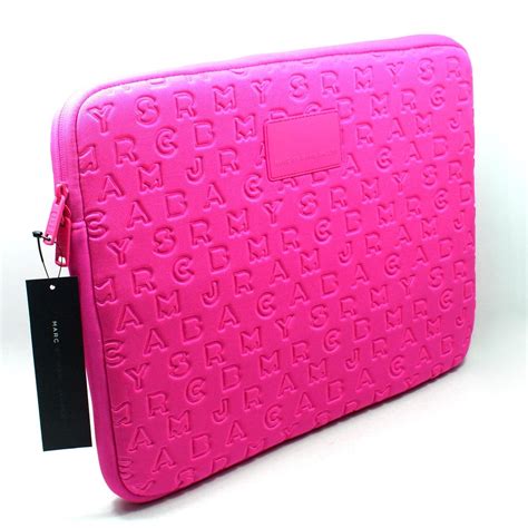 marc  marc jacobs hot pink   laptop case laptop sleeve