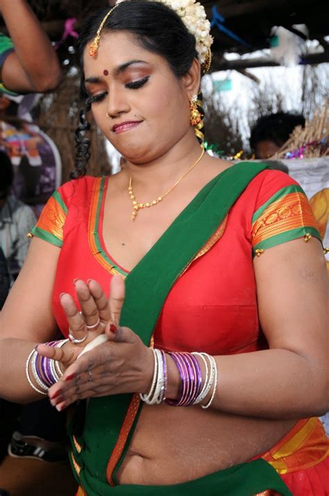 telugu old age actress jayavani spicy navel show photos