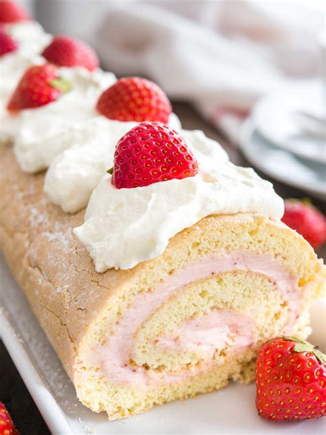 strawberry whipped cream cake roll