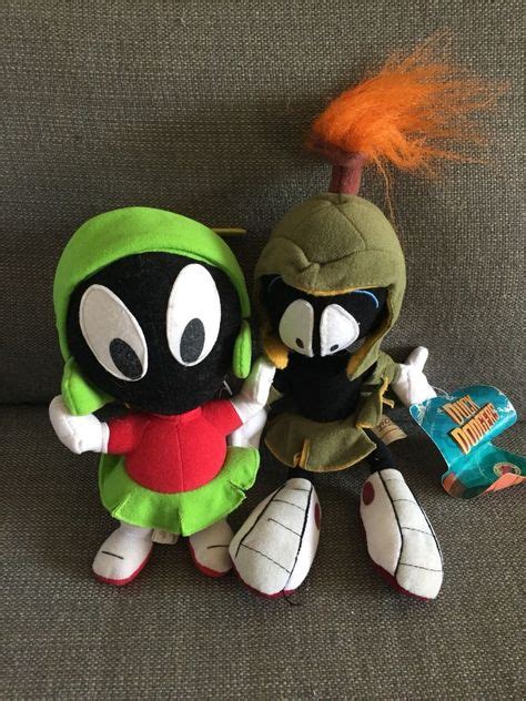 Rare Looney Tunes Space Cadet Marvin Martian Duck Dodgers Plush Doll