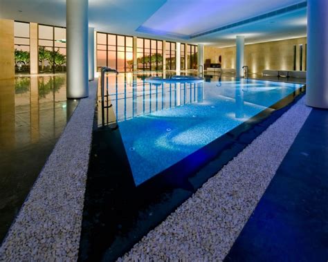 luxurious  unique spa treatments    world