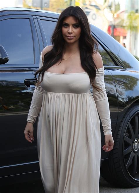 Nosee Rosee Fashion Pause Keeping It Simple With Kim Kardashian