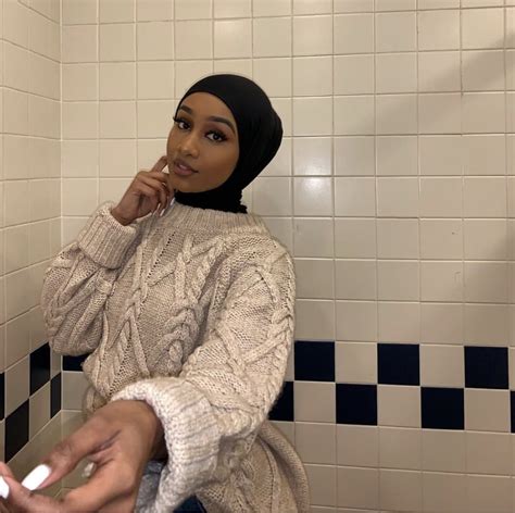 pin by men style on selfie arab girls hijab instagram baddie outfit