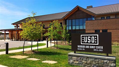 uso warrior  family centers honored   design awards united