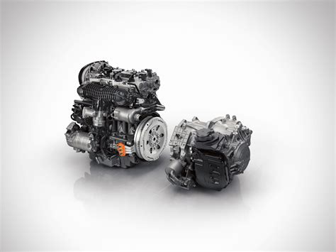 volvo xc  twin engine plug  hybrid variant announced autoevolution