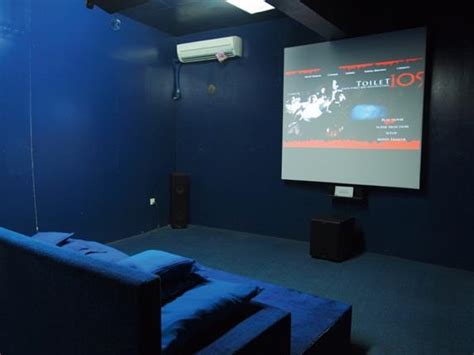 bioskop mini  berlokasi  jakarta tempat nonton alternatif bagi pecinta film sindulin