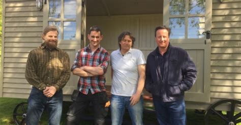 david cameron on social media shows the former pm is