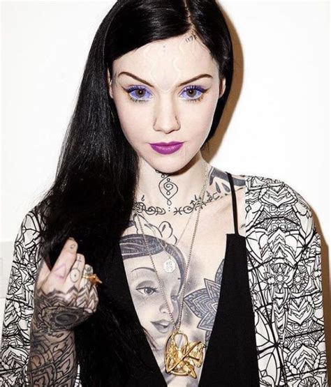 top 40 female tattoo artists around the world [updated list]