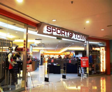 sports town sporting goods lifestyle gurney plaza