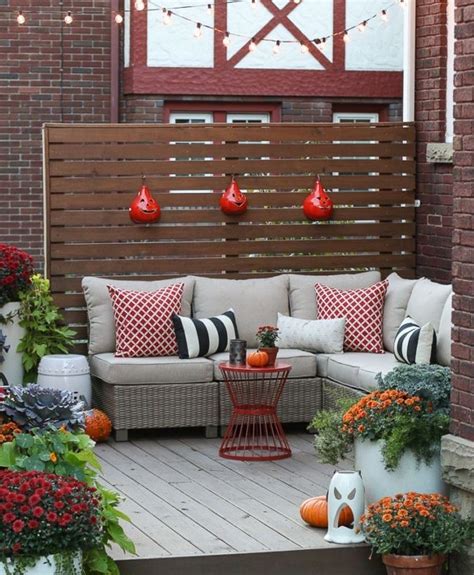 totally inspiring apartment deck decorating ideas 30