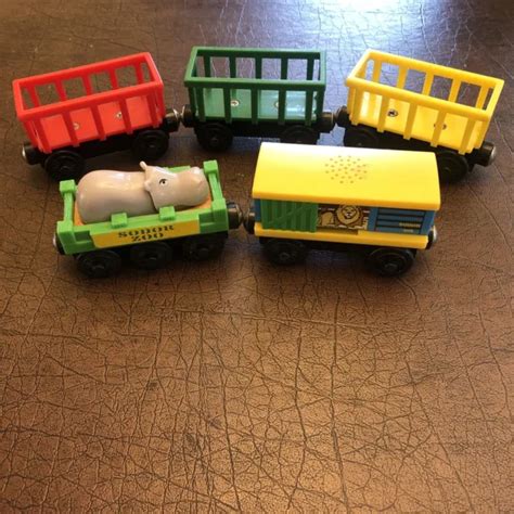 thomas  friends wooden railway circus train lion hippo zoo car