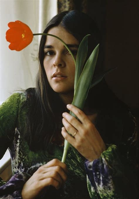 40 Beautiful Portrait Photos Of Ali Macgraw In The 1960s And Early ’70s