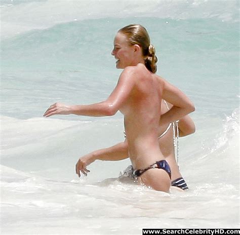 Kate Bosworth Topless Bikini Candids In Cancun 24 Pics