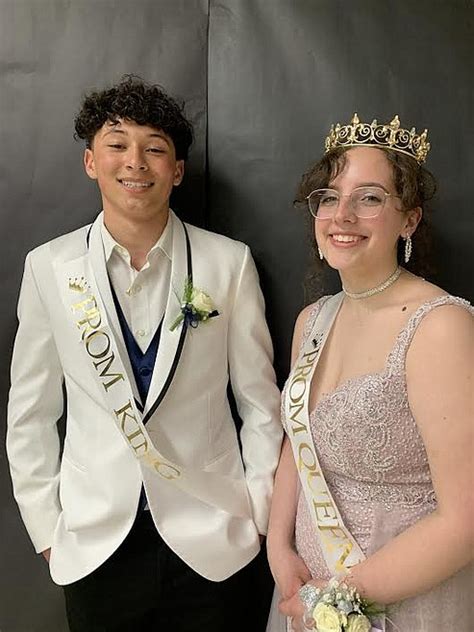 prom queen  king crowned  thompson falls valley pressmineral