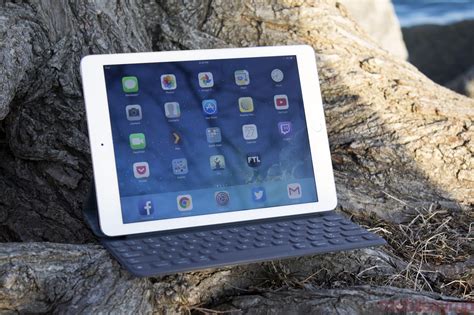 9 7 Inch Ipad Pro Review The Hybrid Device Conundrum Continues