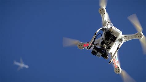 comment voyager avec  drone sans provoquer de crise internationale slatefr