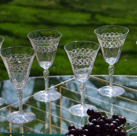 Exquisite Vintage Etched Crystal Wine Glasses Set Of 4 Optic Crystal