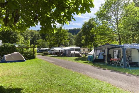 → Aire De Camping Car Jura 39 Lac De Chalain Domaine De Chalain