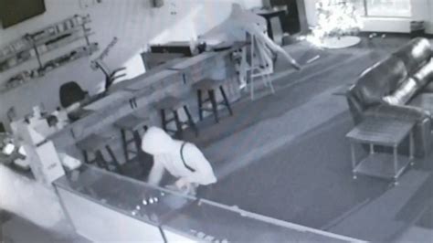 surveillance video shows burglary at shawnee vape store kansas city star