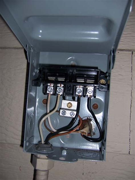 ac disconnect box wiring