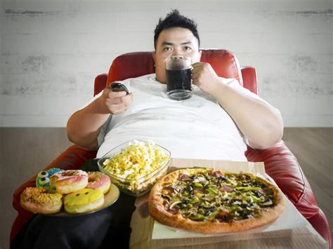 overeating side effects what happens to your body when