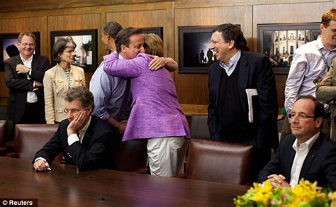 cameron celebrates chelsea s champions league win next to obama and