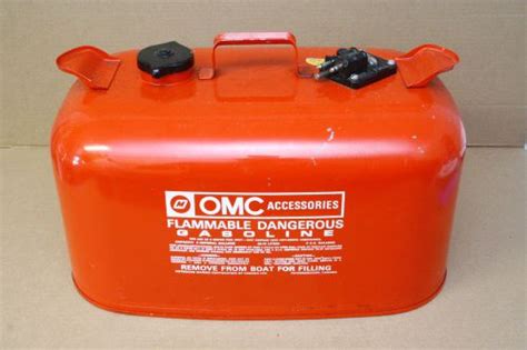 buy omc johnson  gallon steel outboard fuel gas tank clean  rust    saginaw