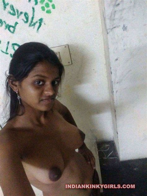 horny desi village girl vidya leaked nude selfies indian nude girls