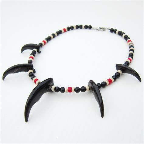 Native American Bear Claw Necklace Made Of Natural Buffalo