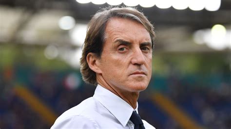 Manchester United Consider Hiring Roberto Mancini Next Summer