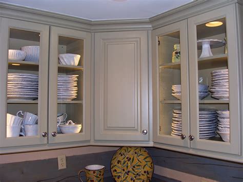 whats   type  wall corner cabinet   kitchen