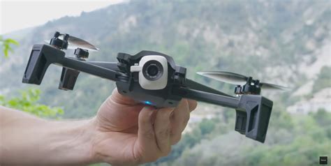 parrot anafi tre nuovi video ufficiali del drone pieghevole  nuova generazione