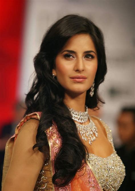 high quality bollywood celebrity pictures katrina kaif looks dazzling in a revealing saree at