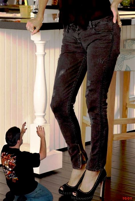 Wallpaper Giantess Shrinking Man Tall Woman Height Comparison