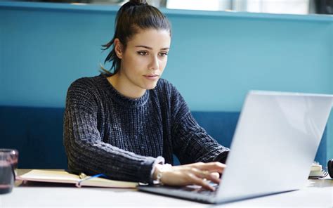 local woman scans email draft   suitable place  pop