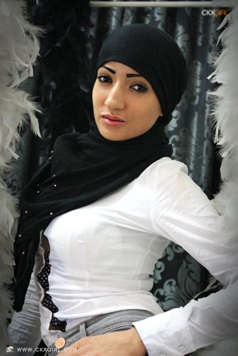 Photos Muslimgirll Muna Xxx Hijab Arab Girl Live