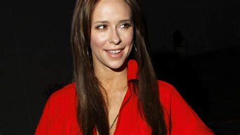 jennifer love hewitt says her breasts should be insured for 5 million