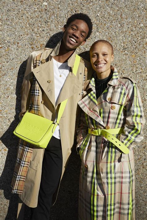 adwoa aboah enlists her cousins for a chill new burberry shoot adwoa