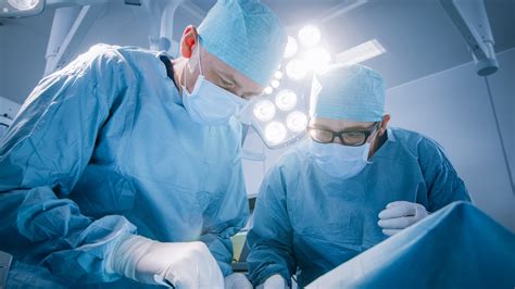 angle shot  operating room   surgeons   surgery