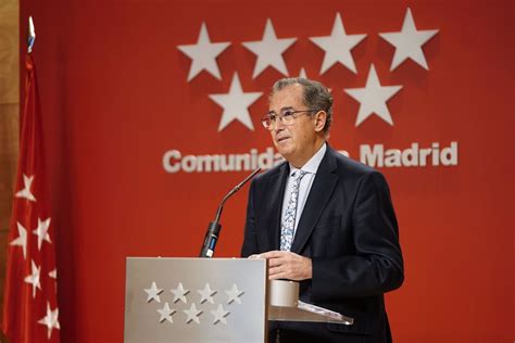 consejero educacion de madrid desliza  el adoctrinamiento va consustancial  la esencia de