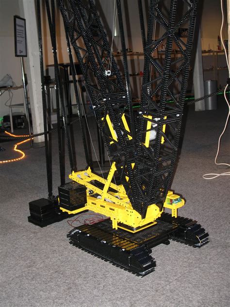 crawler crane lego technic mindstorms model team  scale modeling eurobricks forums